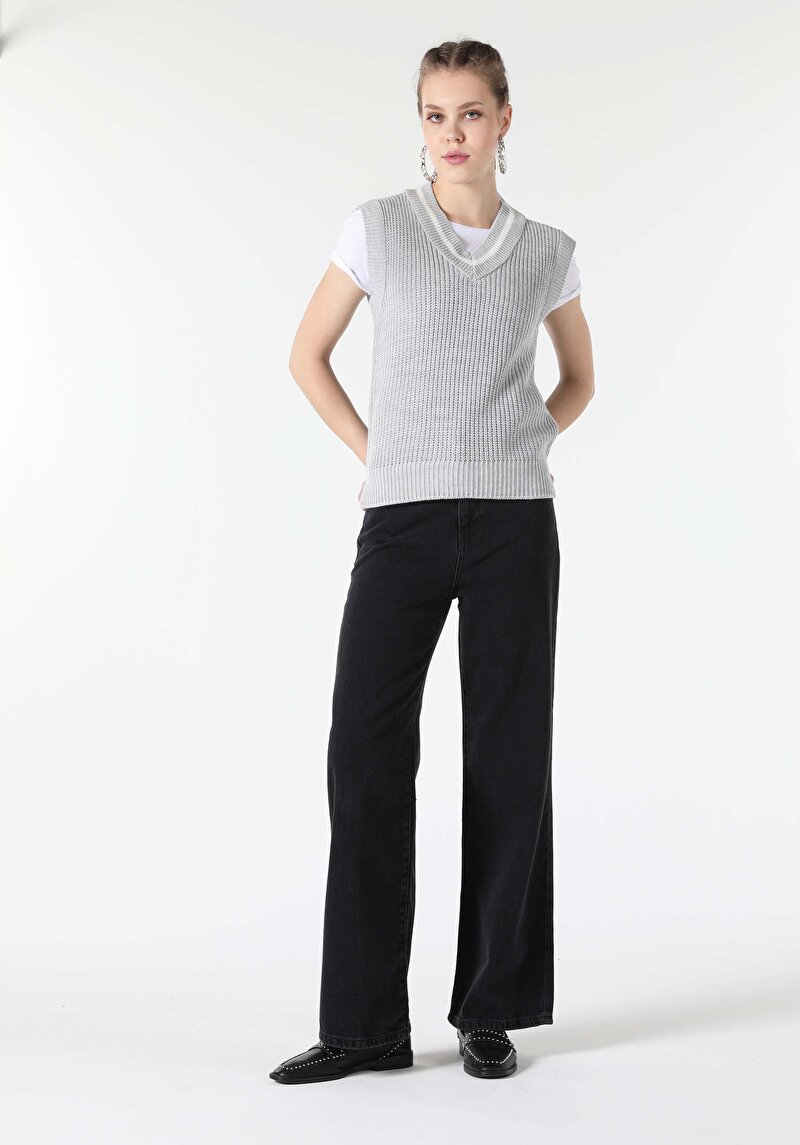 Показати інформацію про Светр Жіночий Сірий  Cl1057397