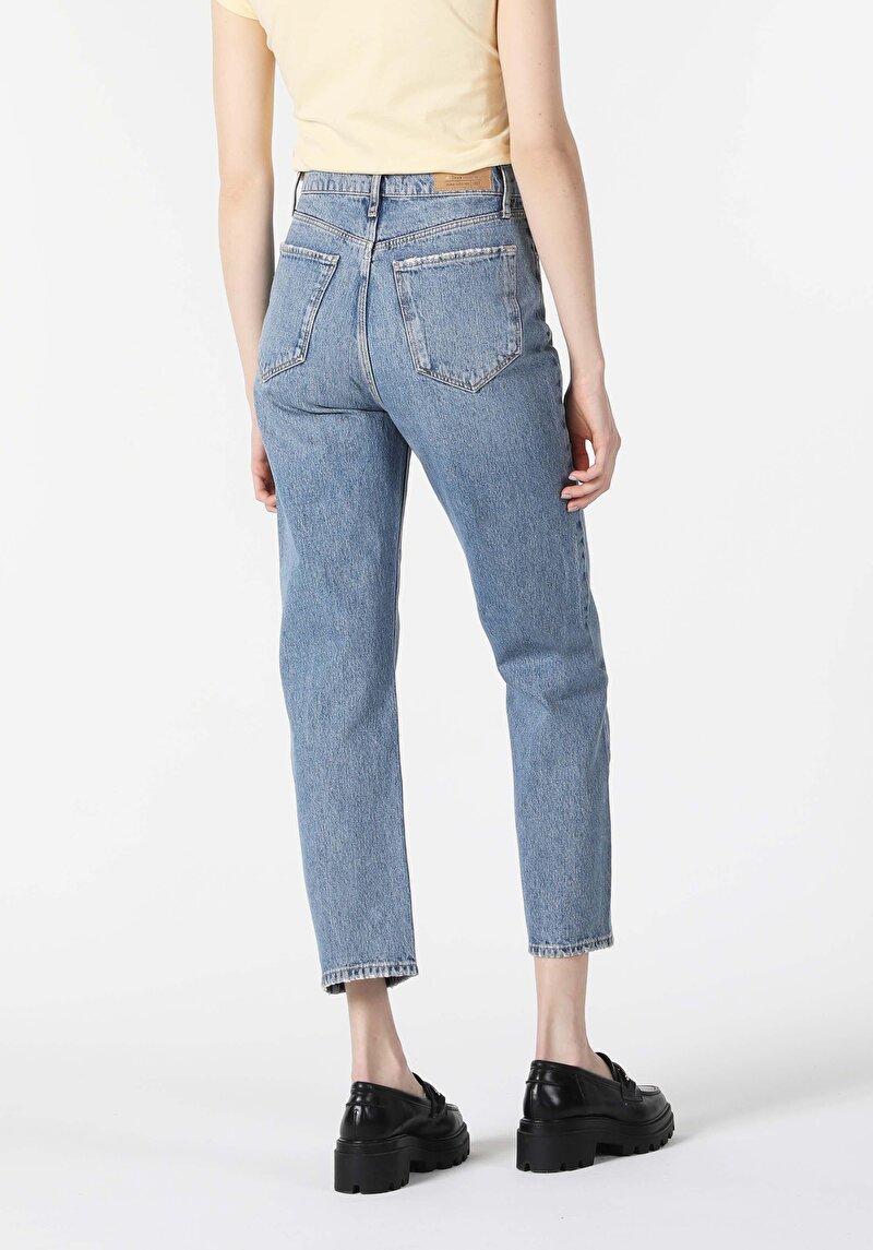 Зображення 900 Laris Джинси Жіночі Блакитні Класичного Крою Cl1058603