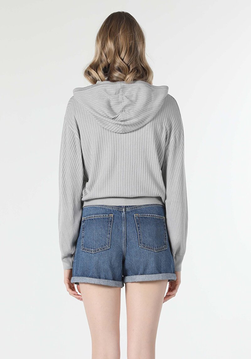 Показати інформацію про Светр Жіночий Сірий  Cl1057393