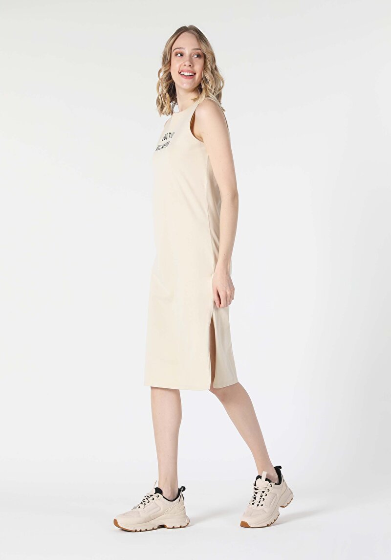 Показати інформацію про Сукня Жіноча Бежева  Cl1059095