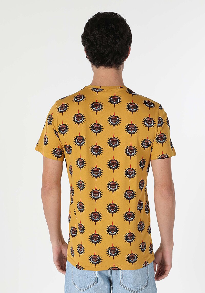 Показати інформацію про Футболка З Коротким Рукавом Чоловіча Жовта  Cl1057686