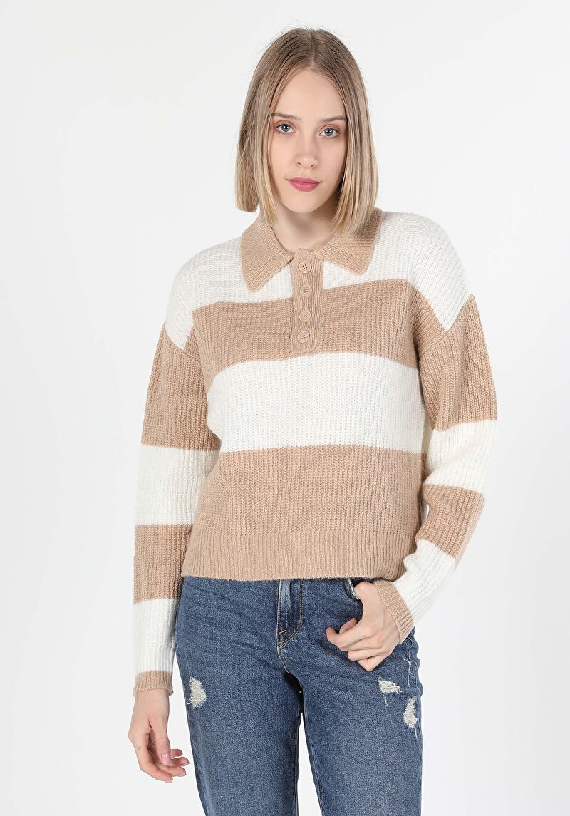 Показати інформацію про Светр Жіночий Бежевий  Cl1060693