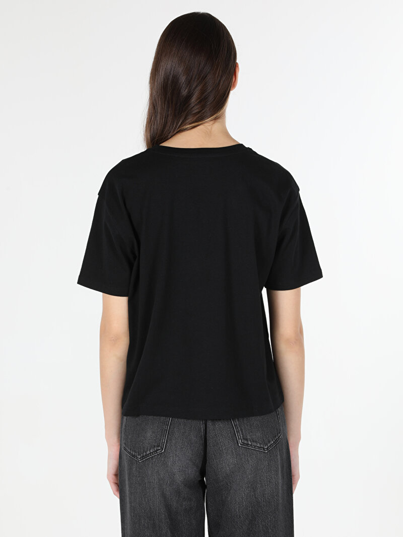 Показати інформацію про Футболка З Коротким Рукавом Жіноча Чорна  Cl1062565