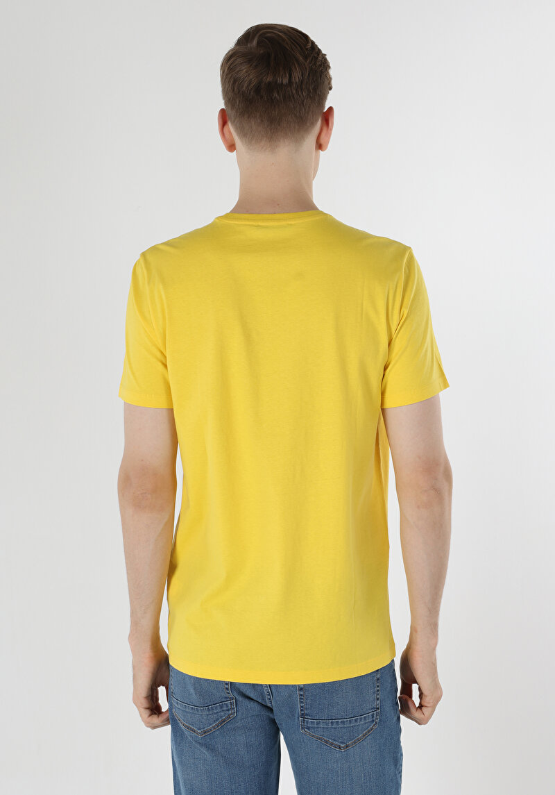 Показати інформацію про Футболка З Коротким Рукавом Чоловіча Жовта  Cl1063363