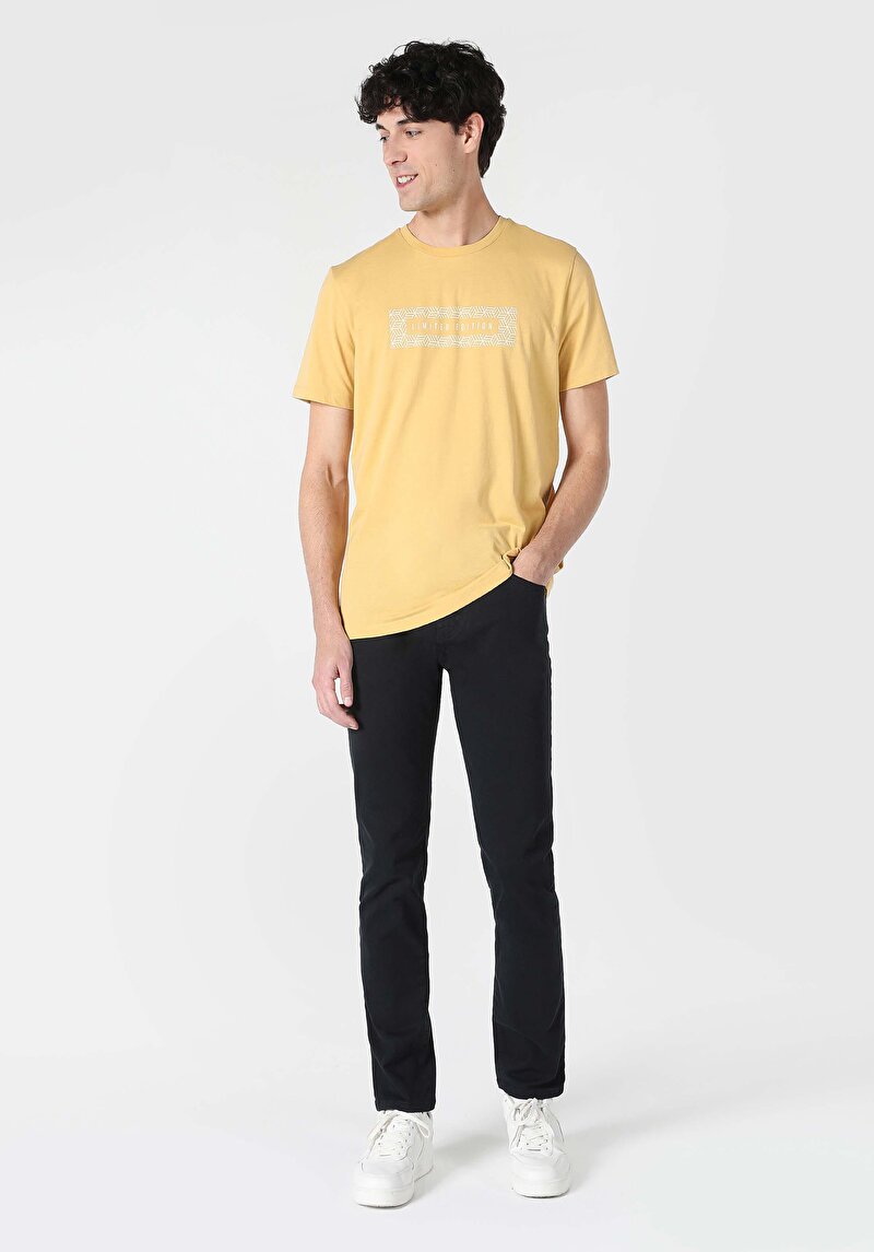 Показати інформацію про Футболка З Коротким Рукавом Чоловіча Жовта  Cl1062495