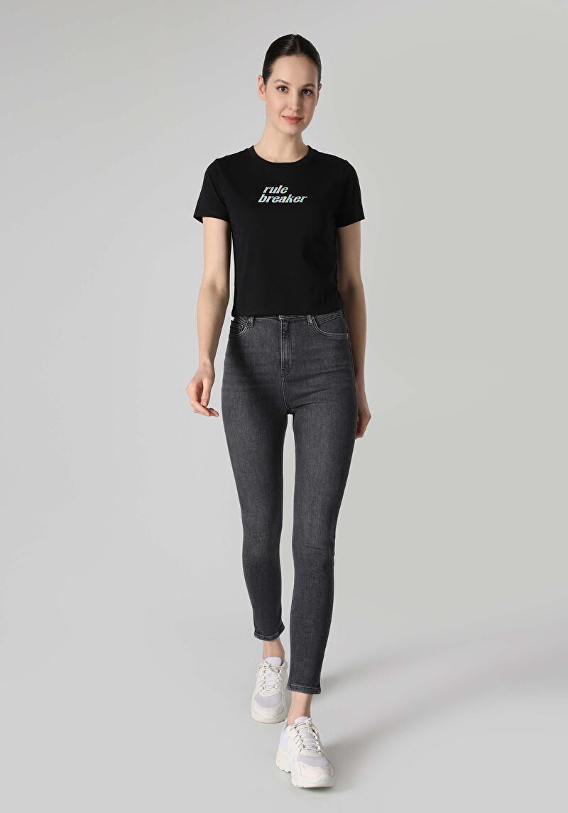 Показати інформацію про Футболка З Коротким Рукавом Жіноча Чорна  Cl1064083