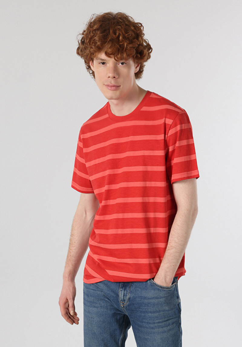 Показати інформацію про Футболка З Коротким Рукавом Чоловіча Червона  Cl1062850