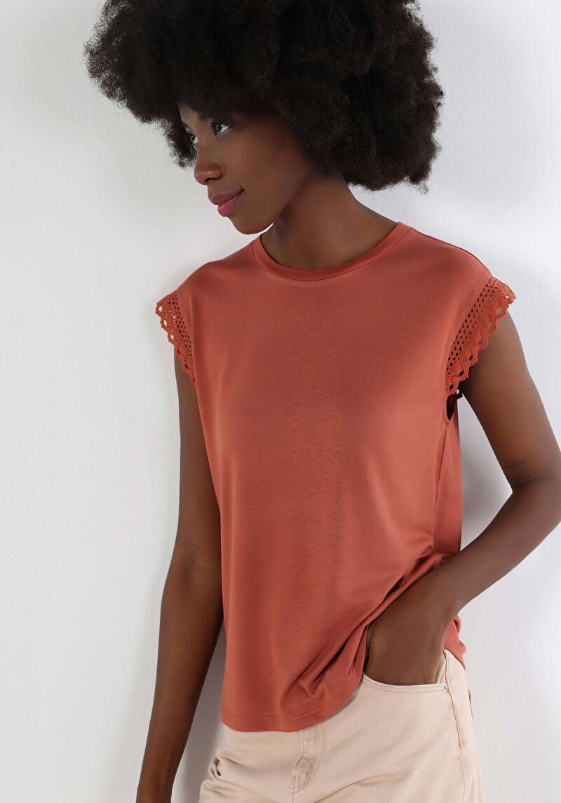 Показати інформацію про Футболка З Коротким Рукавом Жіноча Коричнева  Cl1064062