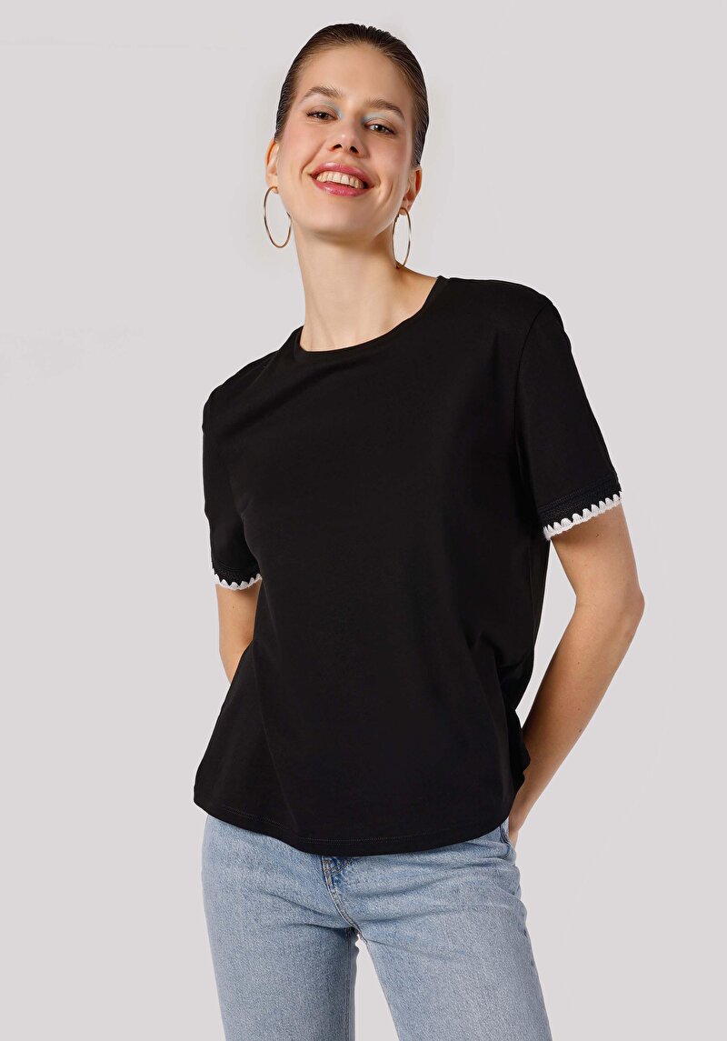 Зображення Футболка З Коротким Рукавом Жіноча Чорна  Cl1062573