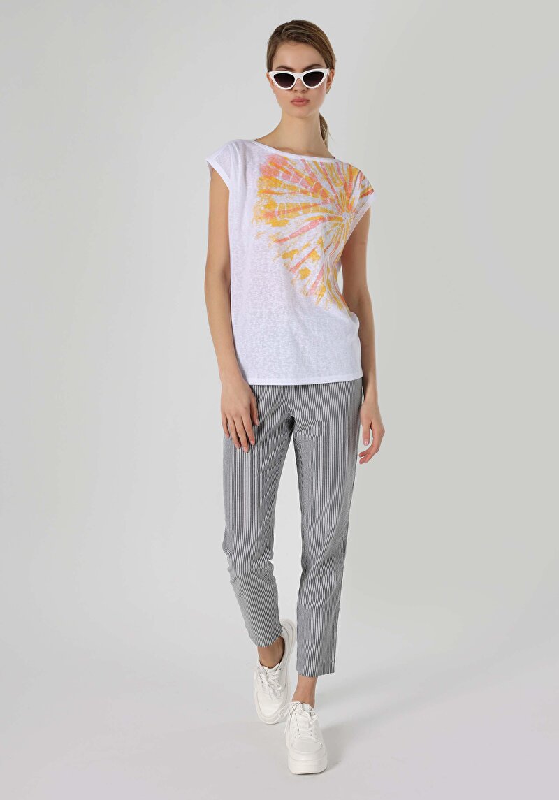 Показати інформацію про Футболка З Коротким Рукавом Жіноча Біла  Cl1063815