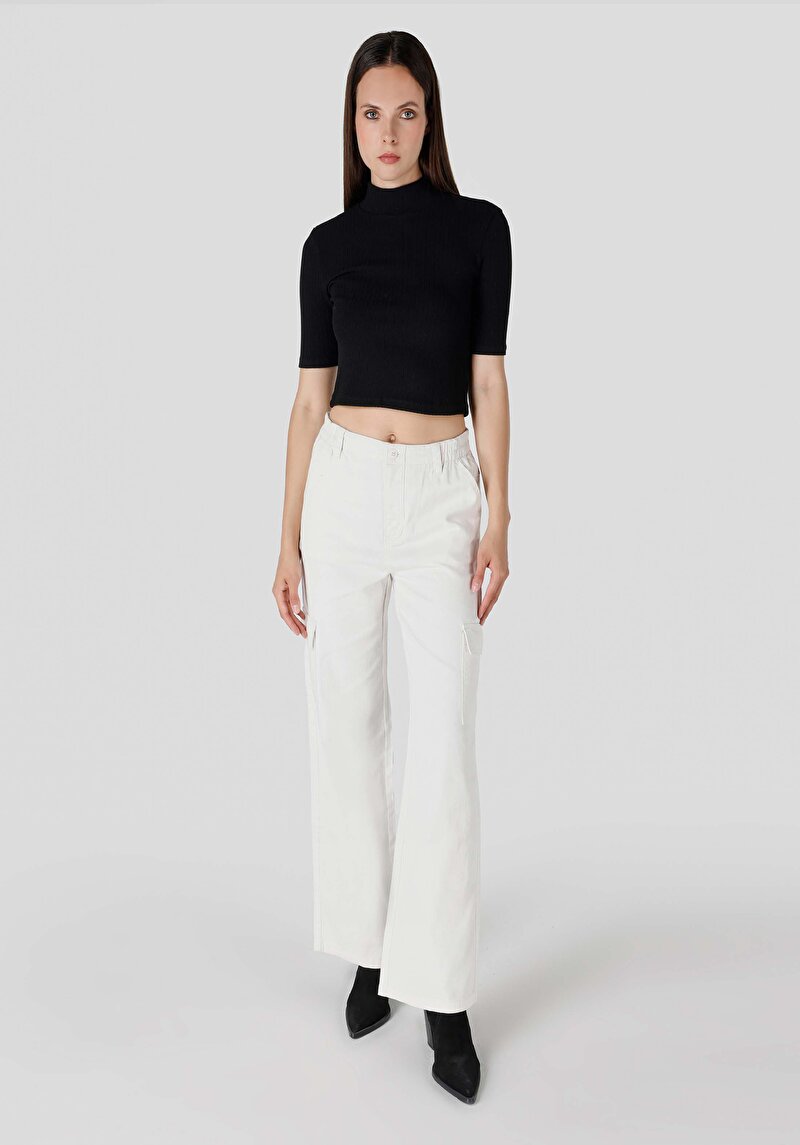 Показати інформацію про Футболка З Коротким Рукавом Жіноча Чорна  Cl1065175