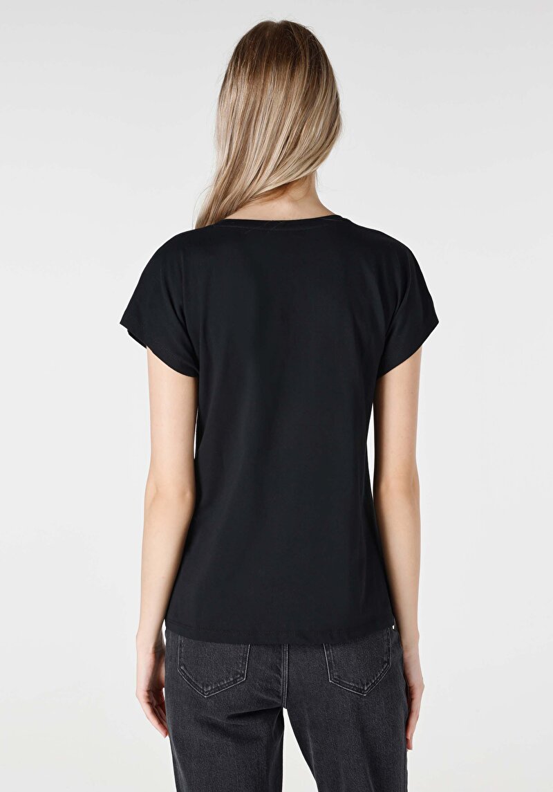 Показати інформацію про Футболка З Коротким Рукавом Жіноча Чорна  Cl1065177