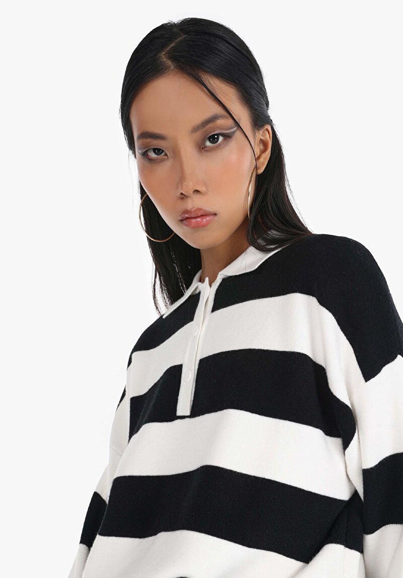 Показати інформацію про Светр Жіночий Білий  Cl1065251