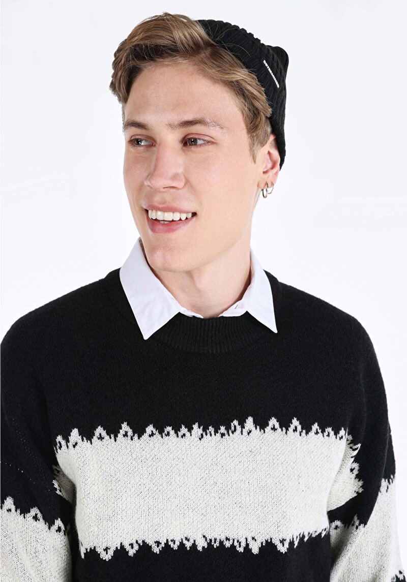 Показати інформацію про Светр Чоловічий Чорний  Cl1065738