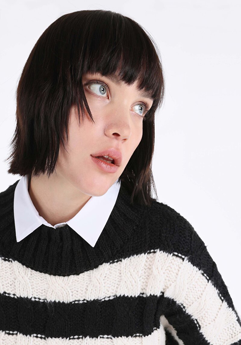 Показати інформацію про Светр Жіночий Чорний  Cl1065967