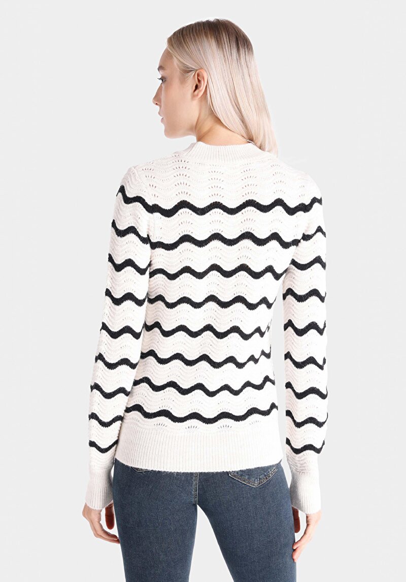 Показати інформацію про Светр Жіночий Білий  Cl1066026