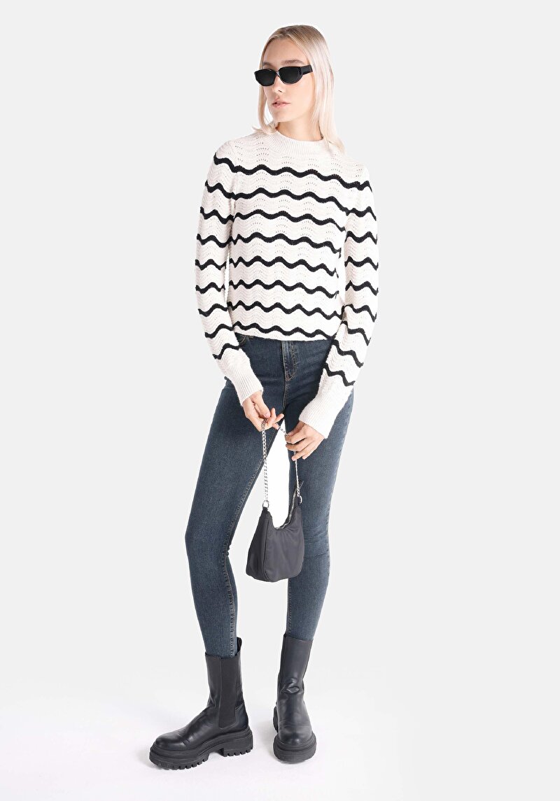 Показати інформацію про Светр Жіночий Білий  Cl1066026