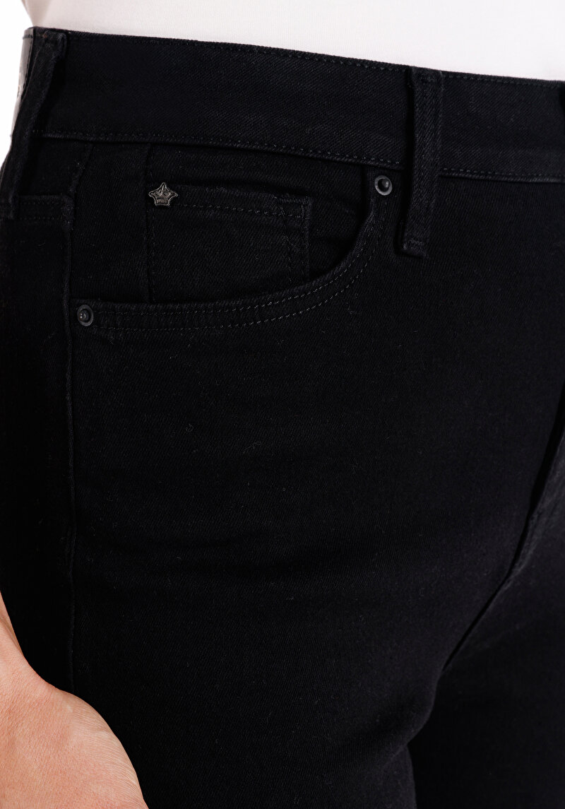 Показати інформацію про 792 Mila Джинси Жіночі  Класичного Крою Cl1065659