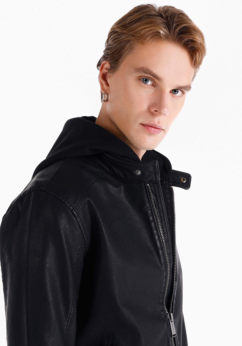 Показати інформацію про Куртка З Еко-шкіри Чоловіча Чорна  Cl1066367