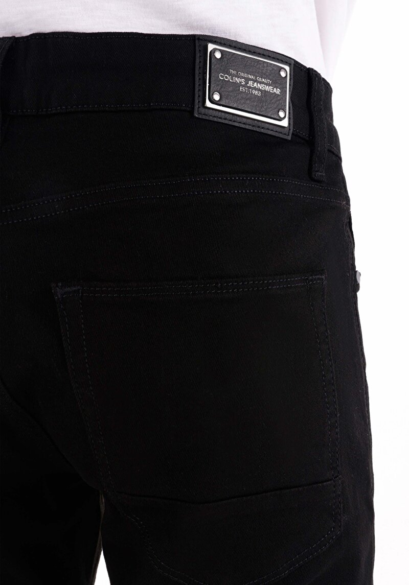 Показати інформацію про 044 Karl Джинси Чоловічі Чорні Прямого Крою Cl1068533