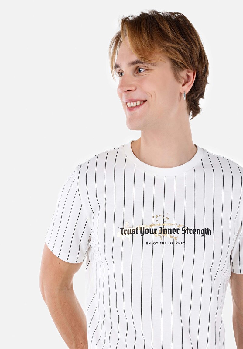 Показати інформацію про Футболка З Коротким Рукавом Чоловіча Біла  Cl1064701