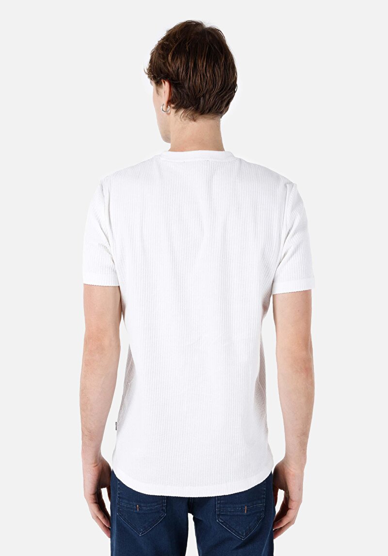 Показати інформацію про Футболка З Коротким Рукавом Чоловіча Біла  Cl1067035