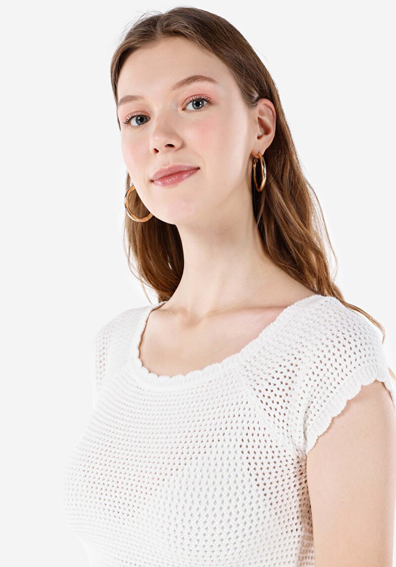 Показати інформацію про Светр Із Коротким Рукавом Жіночий Білий  Cl1068431