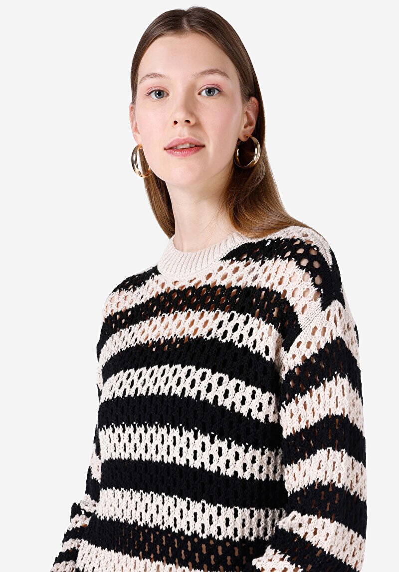 Показати інформацію про Светр Жіночий Чорний  Cl1067375