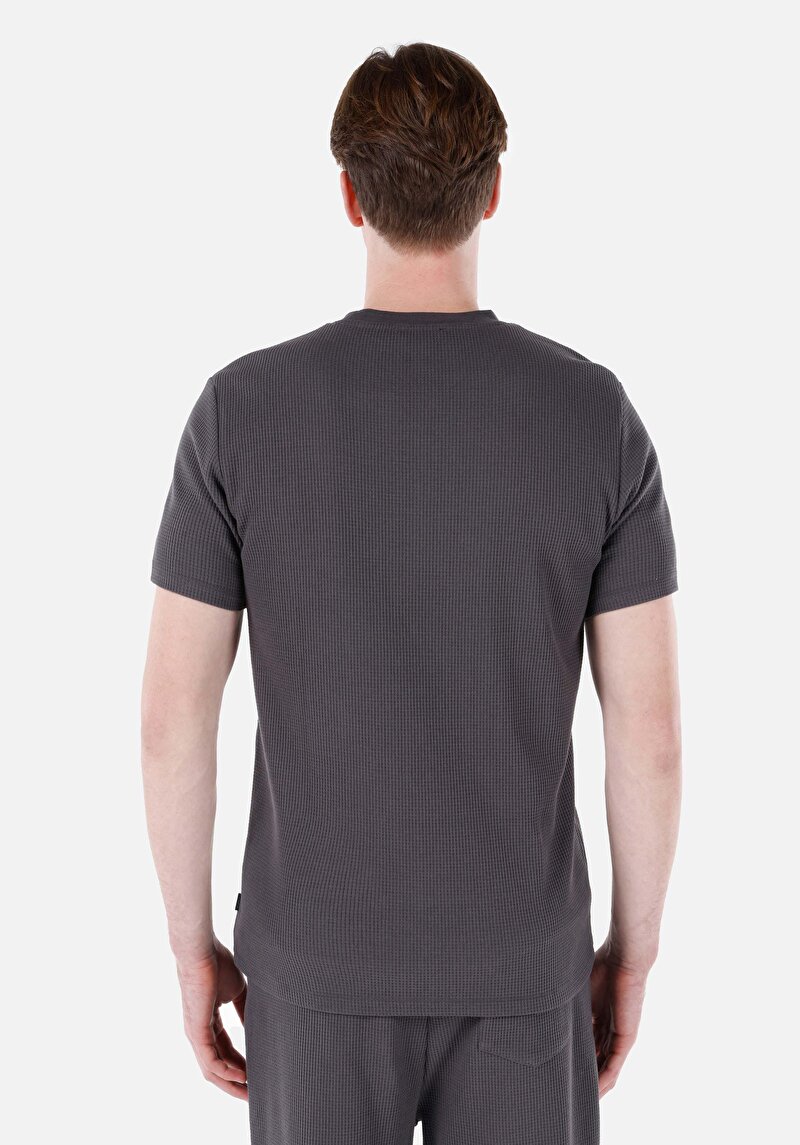 Показати інформацію про Футболка З Коротким Рукавом Чоловіча Сіра  Cl1067732