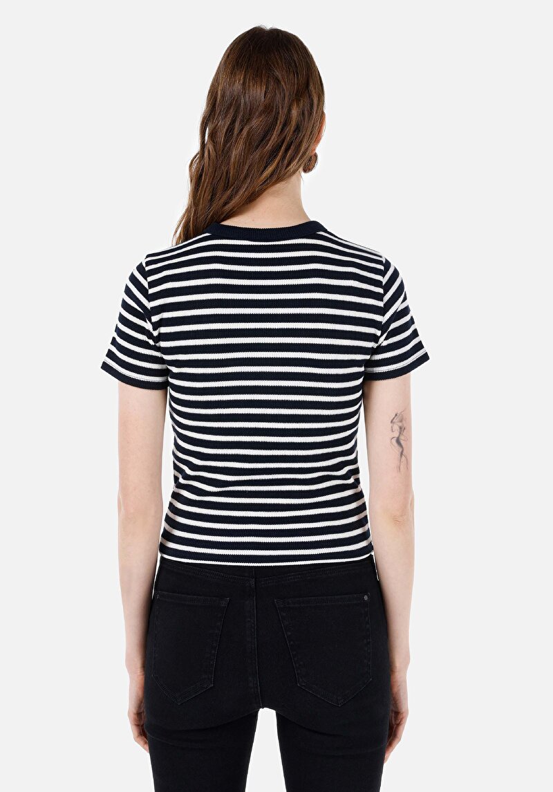 Показати інформацію про Футболка З Коротким Рукавом Жіноча Синя  Cl1068084