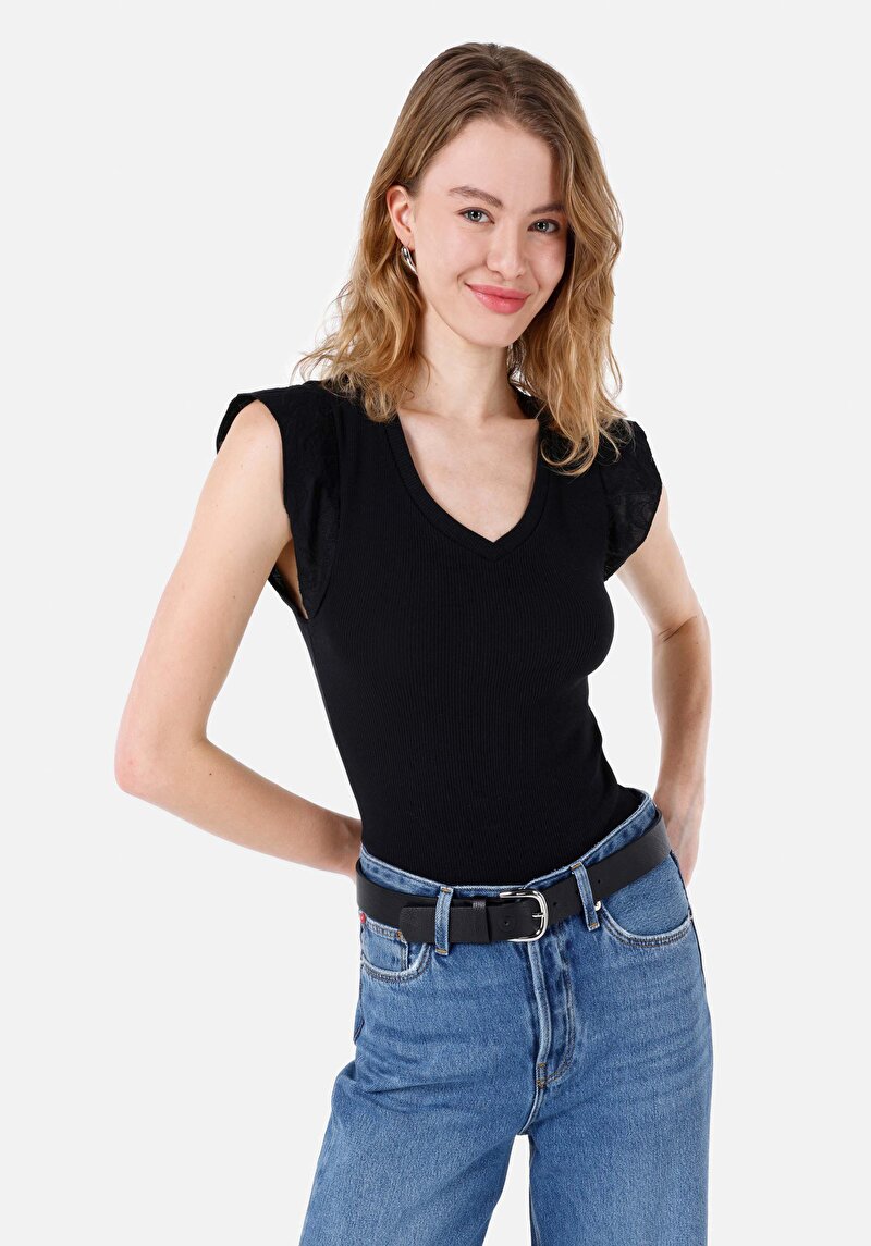 Зображення Футболка З Коротким Рукавом Жіноча Чорна  Cl1067924