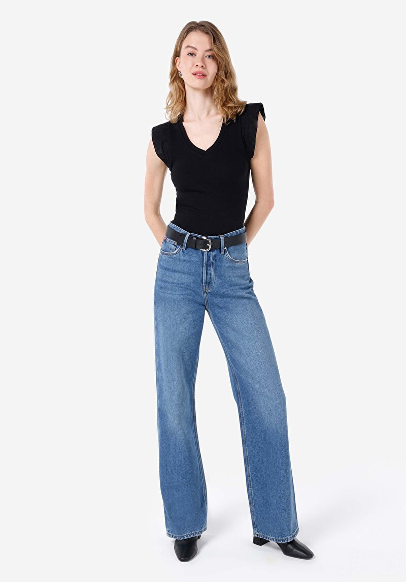 Показати інформацію про Футболка З Коротким Рукавом Жіноча Чорна  Cl1067924