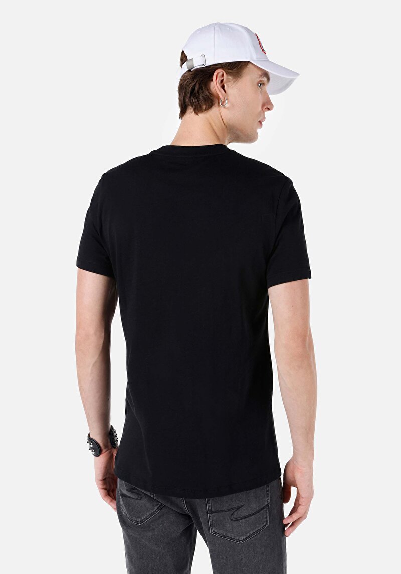 Показати інформацію про Футболка З Коротким Рукавом Чоловіча Чорна  Cl1068204