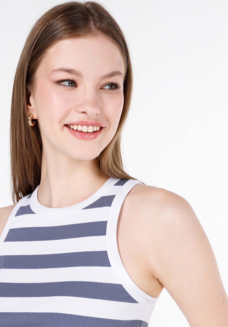 Показати інформацію про Майка Жіноча Блакитна  Cl1068764