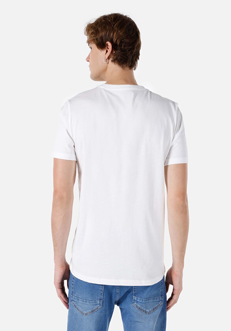 Показати інформацію про Футболка З Коротким Рукавом Чоловіча Біла  Cl1068416