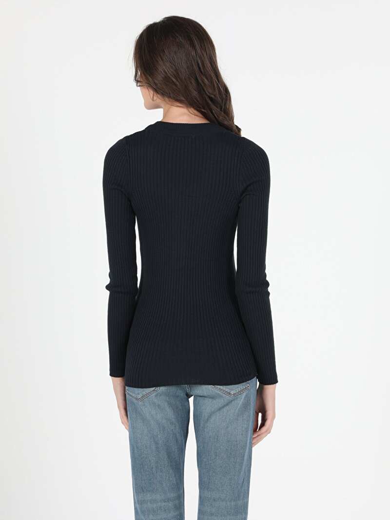 Показати інформацію про Светр Жіночий Синій  Cl1050541