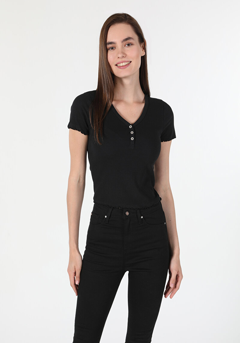 Показати інформацію про Футболка З Коротким Рукавом Жіноча Чорна  Cl1060447