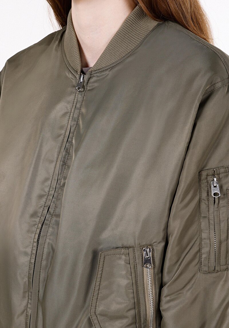 Показати інформацію про Куртка Жіноча Зелена  Cl1072350