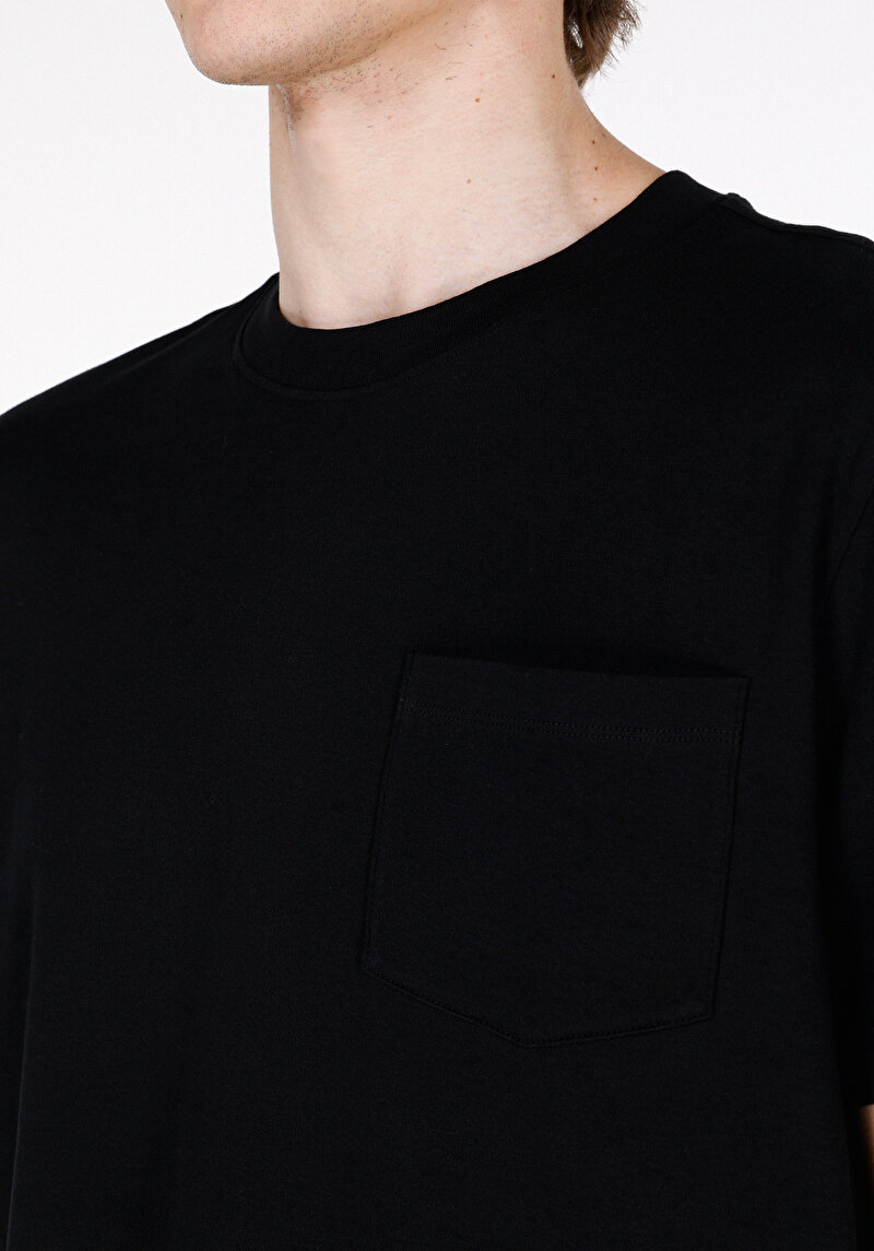 Показати інформацію про Футболка З Коротким Рукавом Чоловіча Чорна  Cl1073080