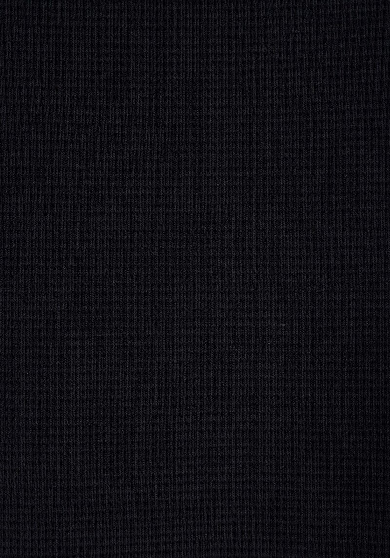 Показати інформацію про Футболка З Коротким Рукавом Чоловіча Чорна  Cl1072066