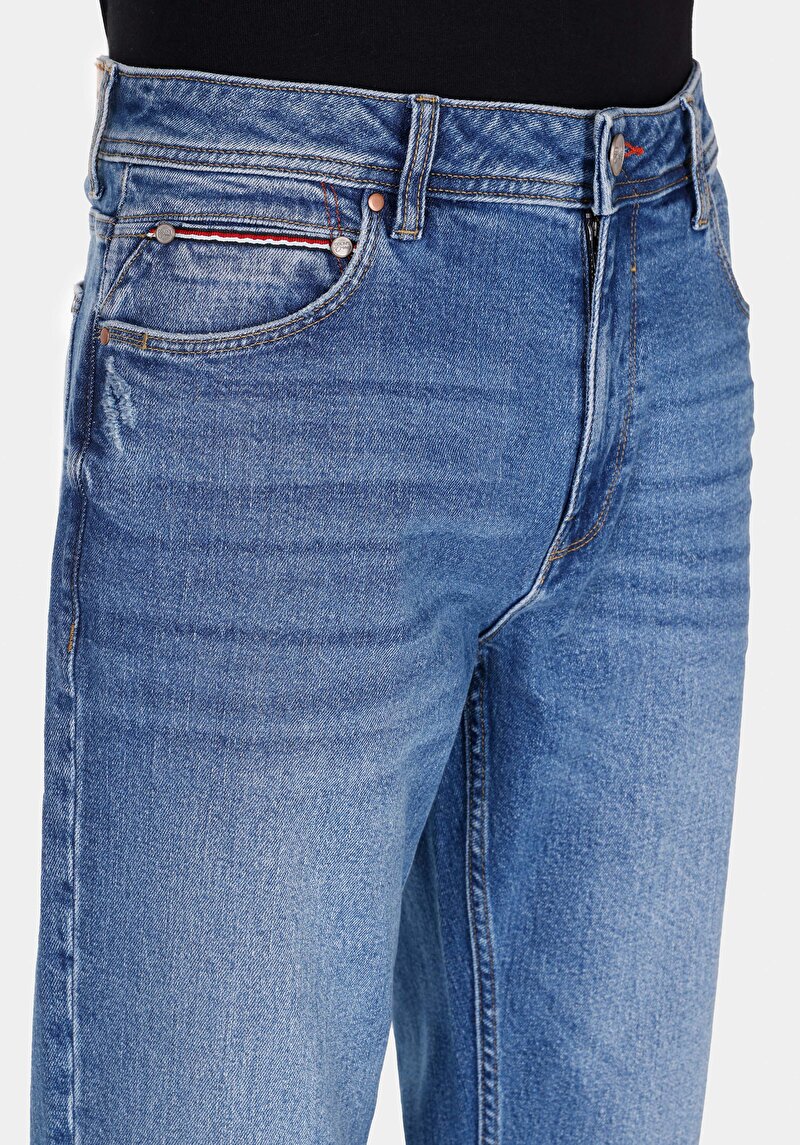 Показати інформацію про 045 David Джинси Чоловічі Блакитні Класичного Крою Cl1072209