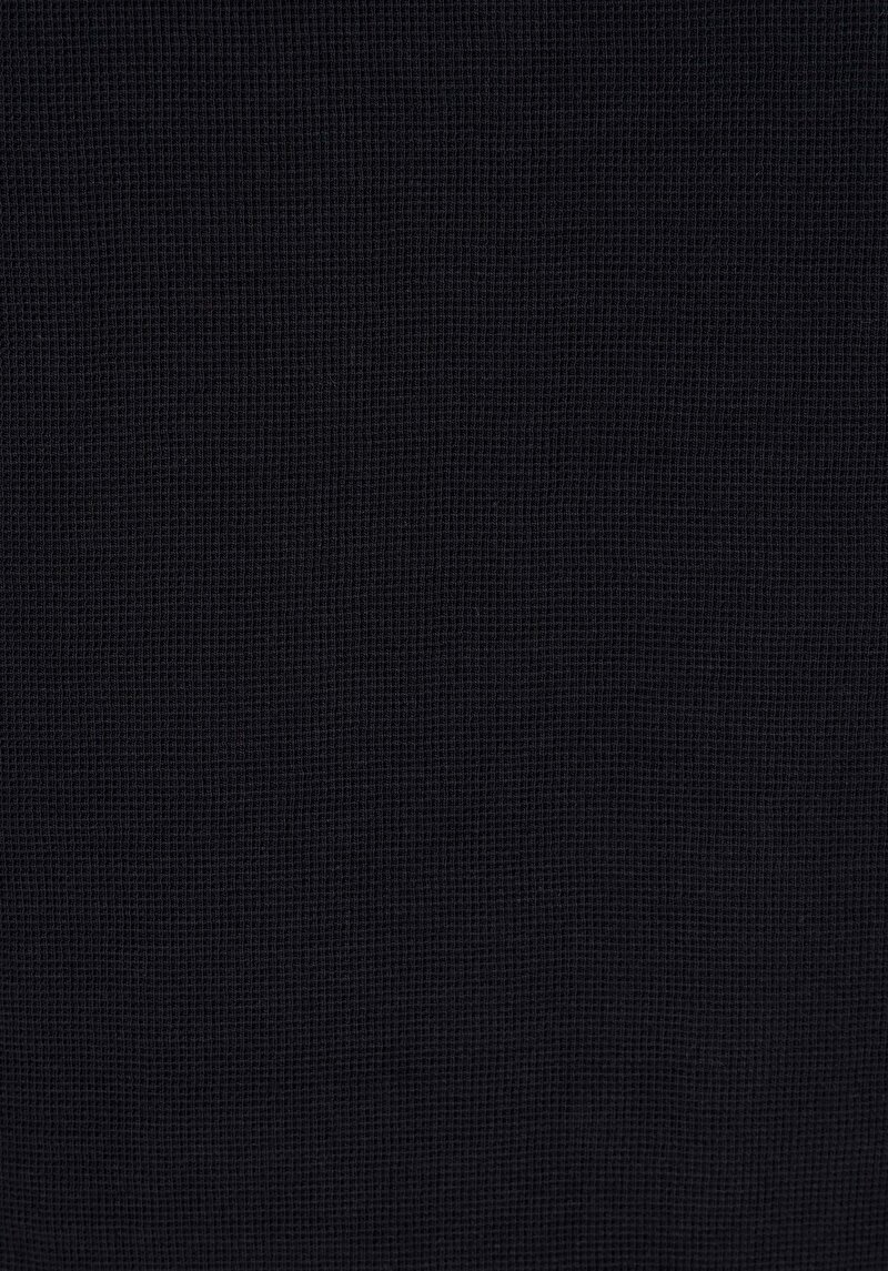 Показати інформацію про Футболка З Коротким Рукавом Чоловіча Чорна  Cl1072852