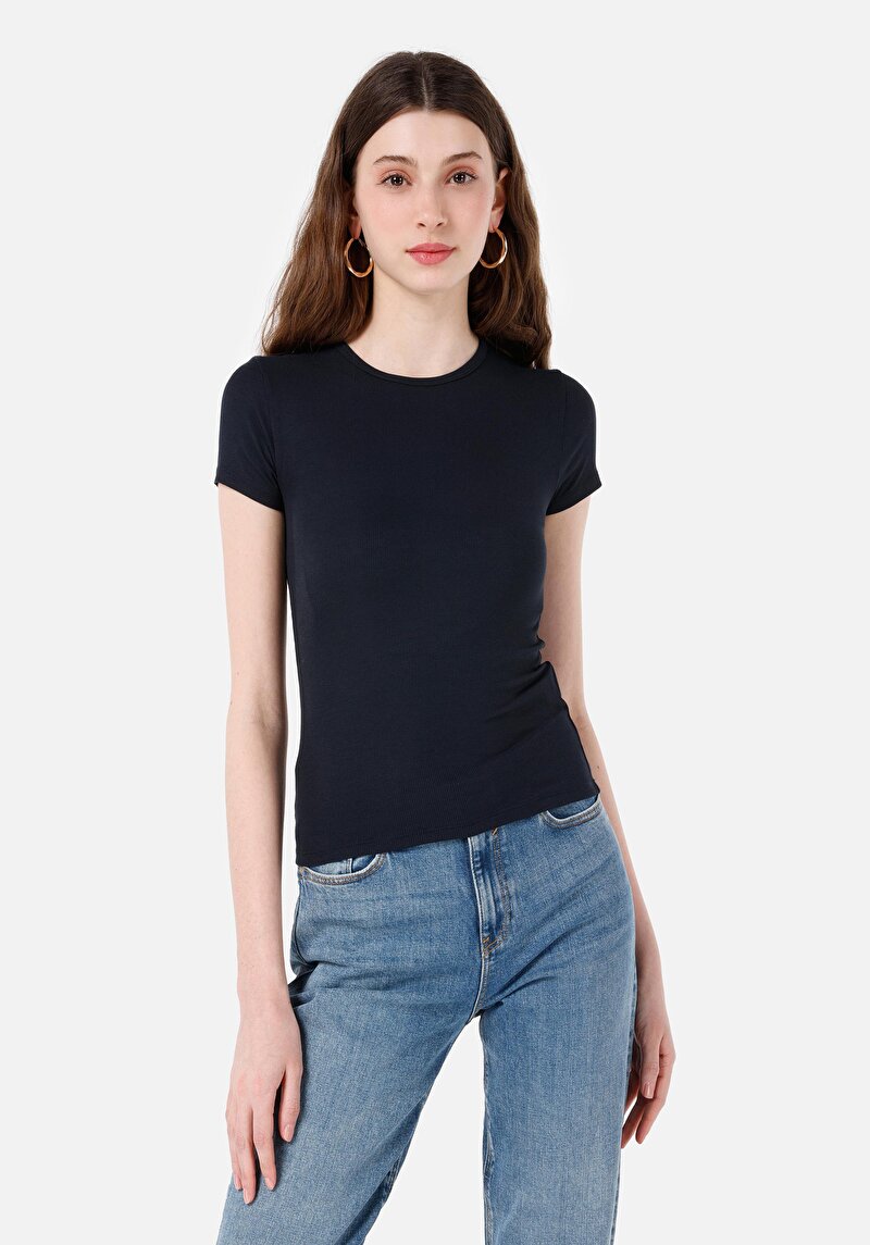 Зображення Футболка З Коротким Рукавом Жіноча Чорна Cl1068560