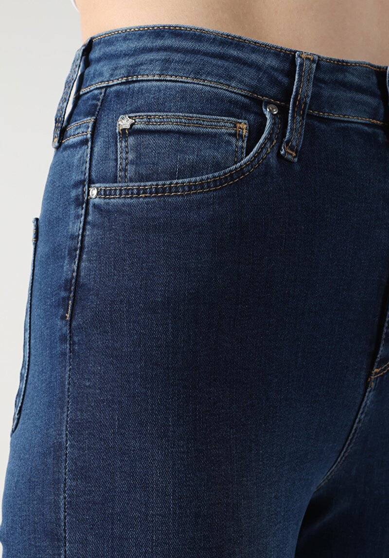 Показати інформацію про 760 Diana Джинси Жіночі Блакитні  Cl1062201