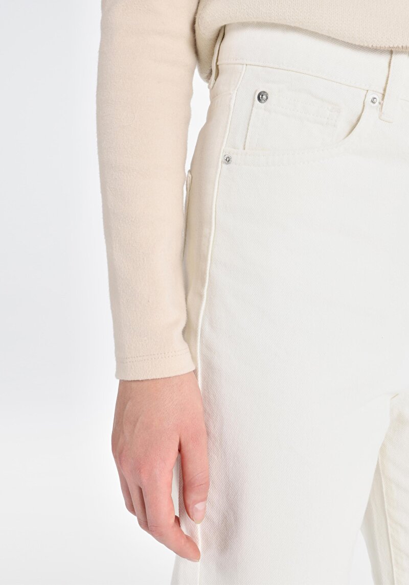 Показати інформацію про Брюки Жіночі Білі  Cl1060734