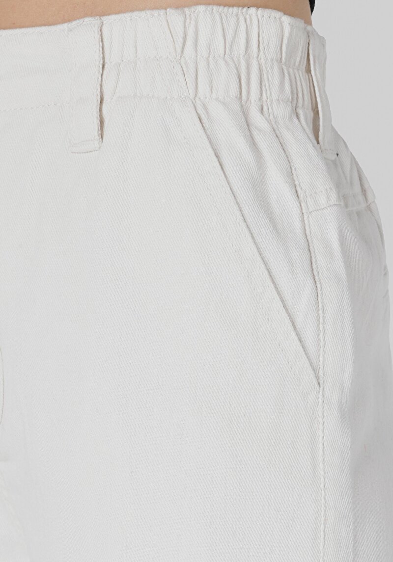 Показати інформацію про Брюки Жіночі Білі  Cl1065013