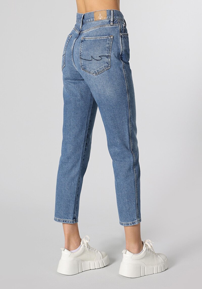 Показати інформацію про 893 JULIA Джинси Жіночі Блакитні Бойфренди CL1062310