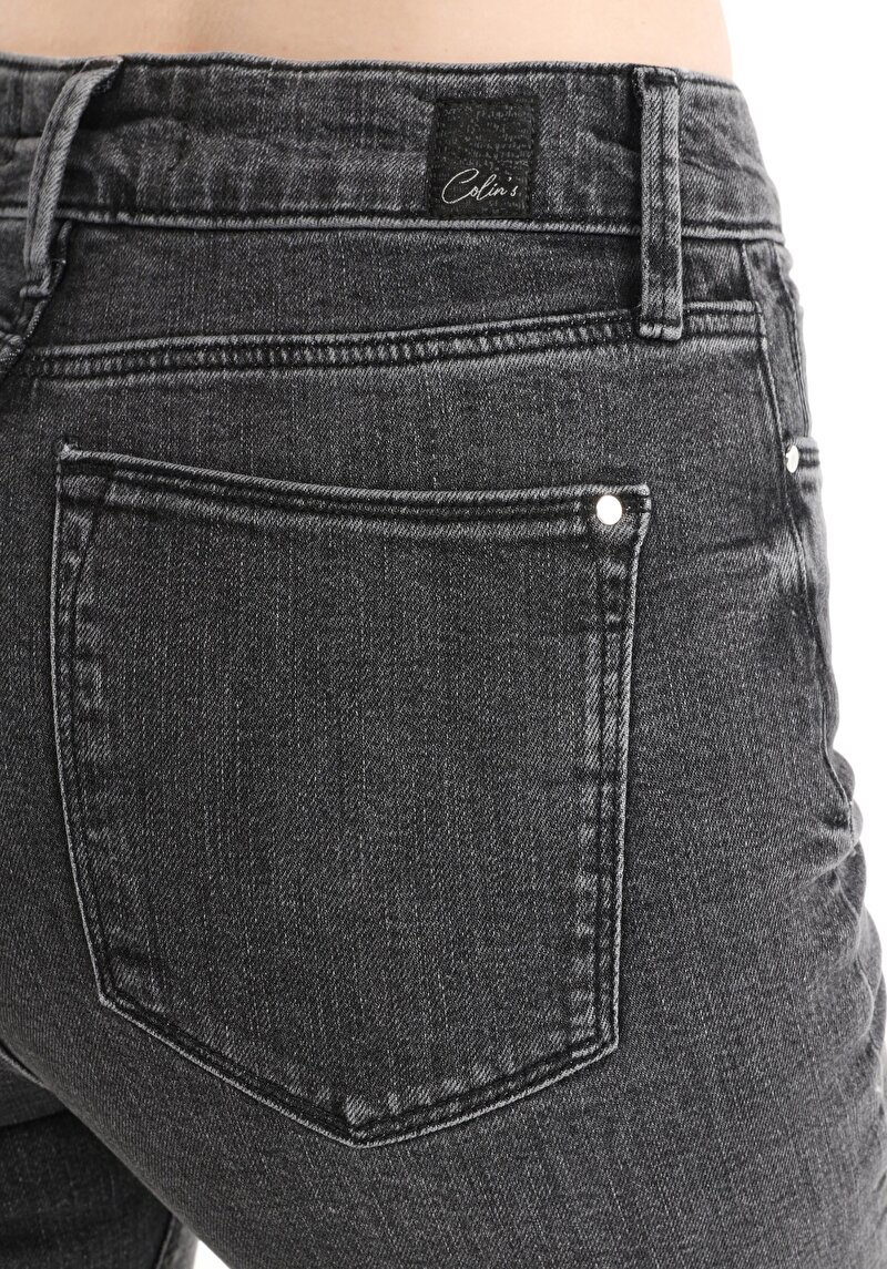 Показати інформацію про 792 Mila Джинси Жіночі Чорні Класичного Крою Cl1065356