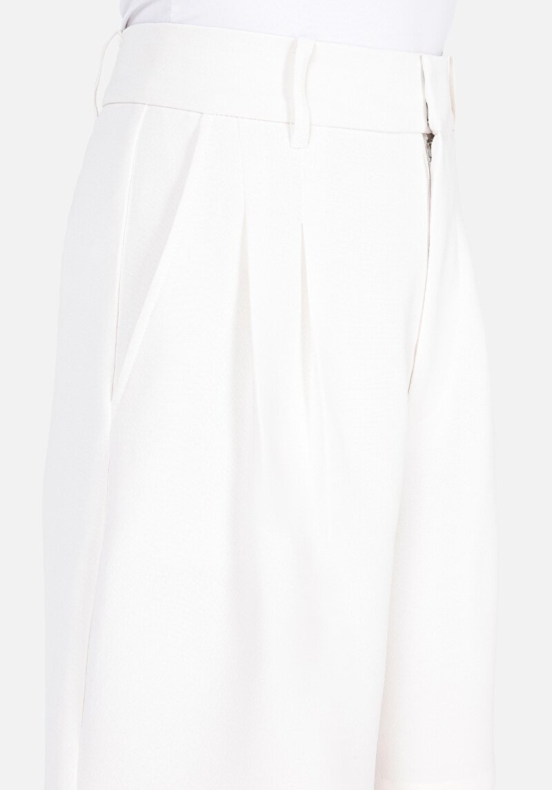 Показати інформацію про Шорти Жіночі Білі  Cl1068969