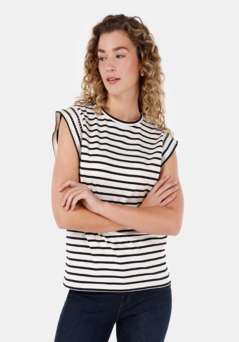 Зображення Футболка З Коротким Рукавом Жіноча Чорна  Cl1069137